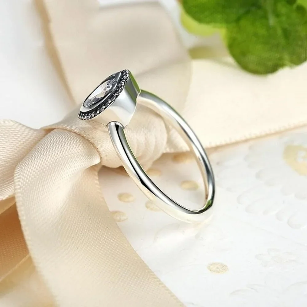 925 Silver Sparkling Love Heart Cut CZ Ring for Women, FB16FA1165